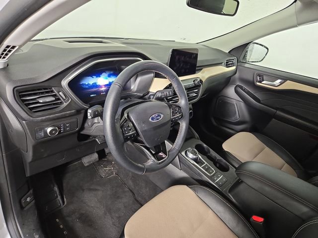 Used 2022 Ford Escape Titanium w/ Titanium Elite Package AWD/4WD image 15