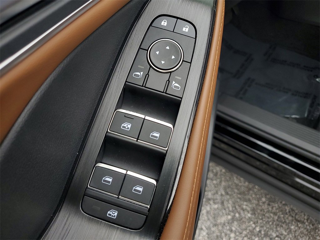 Used 2026 Nissan Rogue Platinum w/ Platinum Premium Package image 21