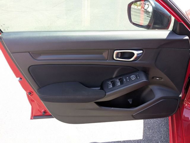 Used 2025 Honda Civic Sport image 25