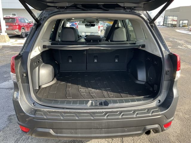 Used 2020 Subaru Forester Limited image 30