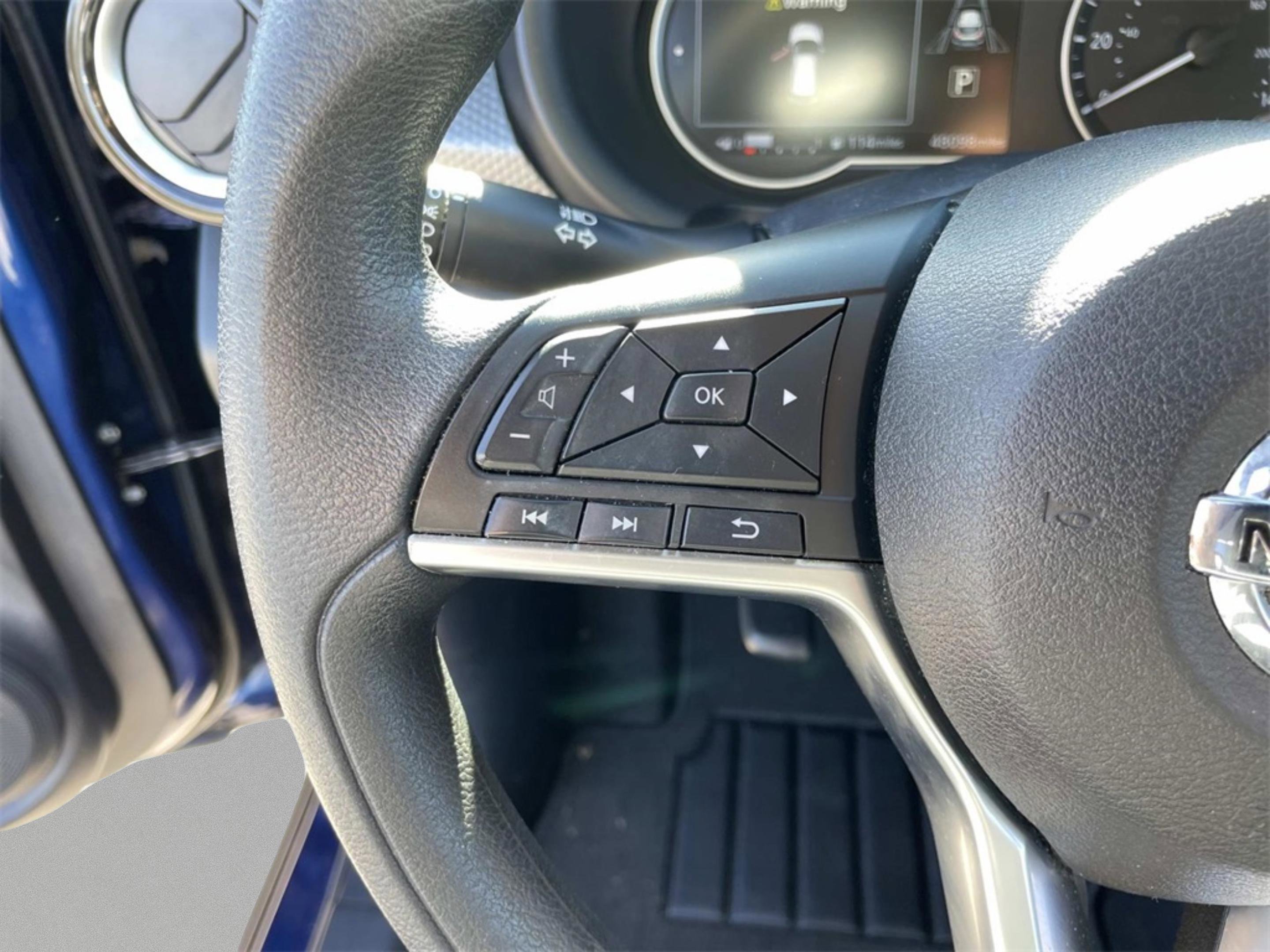 Used 2020 Nissan Kicks SV image 23