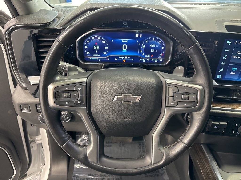 Used 2023 Chevrolet Silverado 1500 RST AWD/4WD image 12
