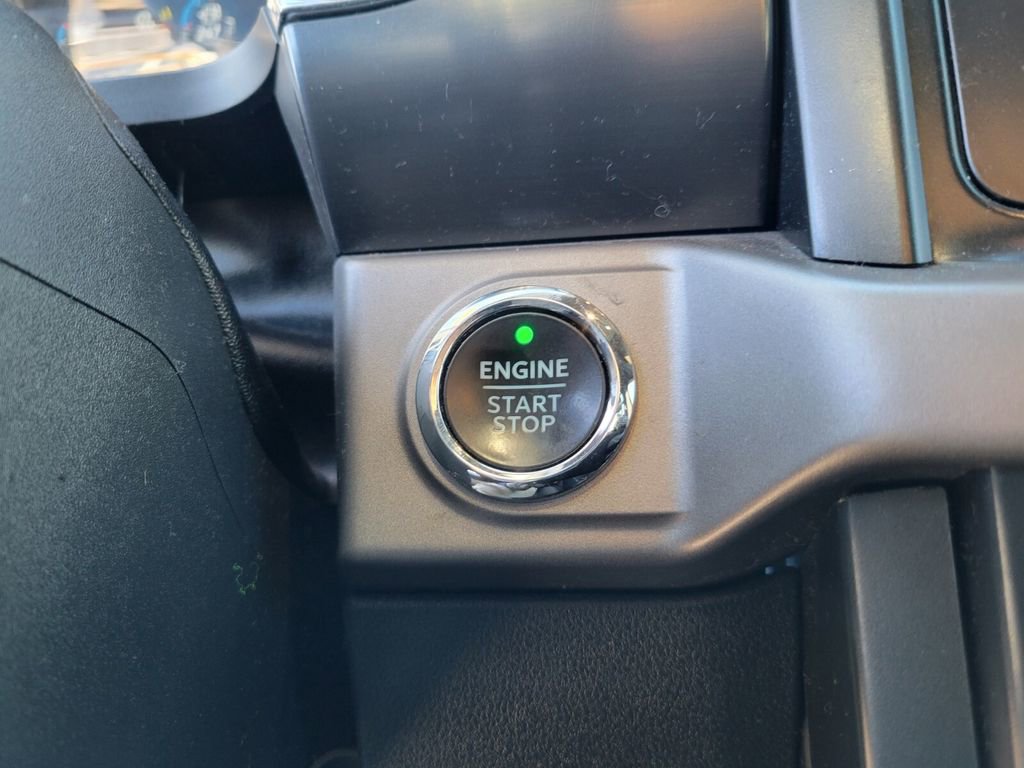 Used 2021 Ford F150 Raptor w/ Convenience Package image 23