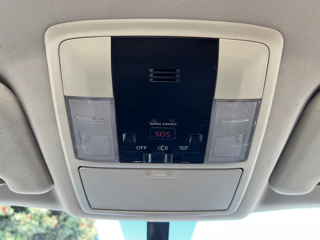 Used 2017 Lexus CT 200h w/ Accessory Package 2 image 28