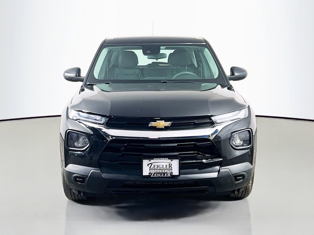 Used 2021 Chevrolet TrailBlazer LS image 2