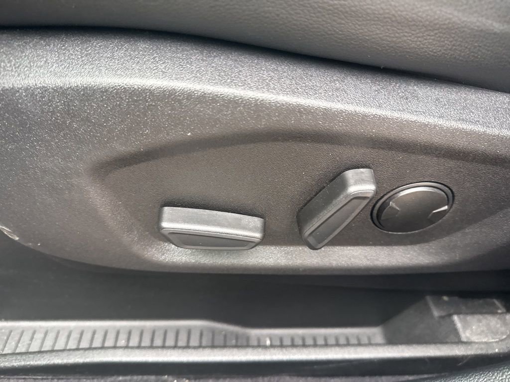 Used 2022 Ford Edge SEL w/ Convenience Package image 8