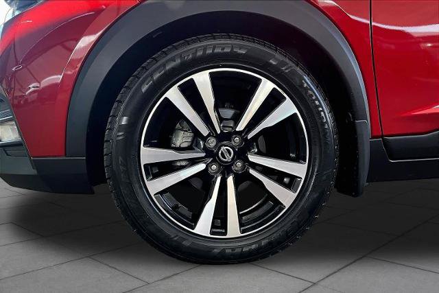 Certified 2020 Nissan Kicks SR FWD image 11