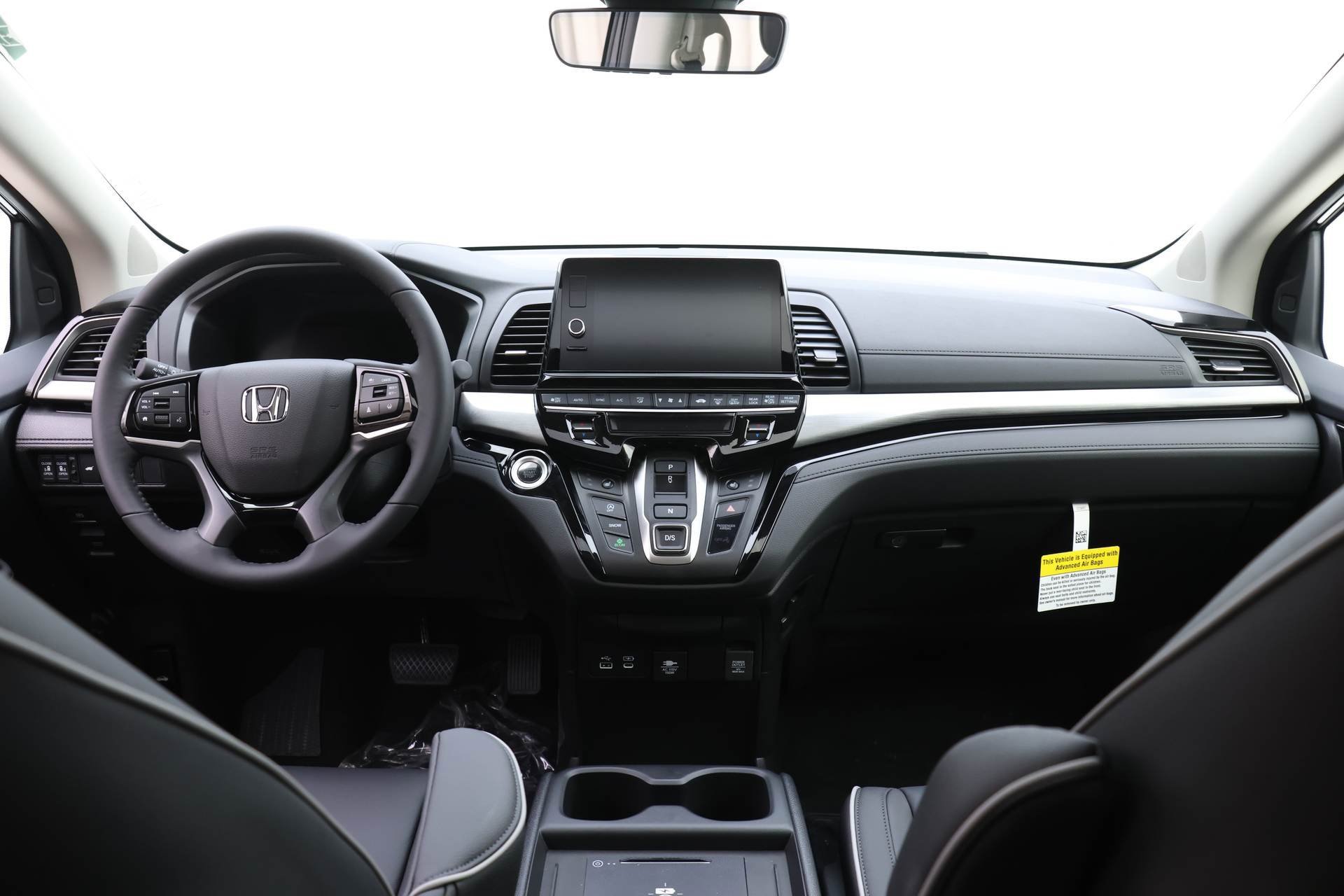 New 2026 Honda Odyssey Touring image 5