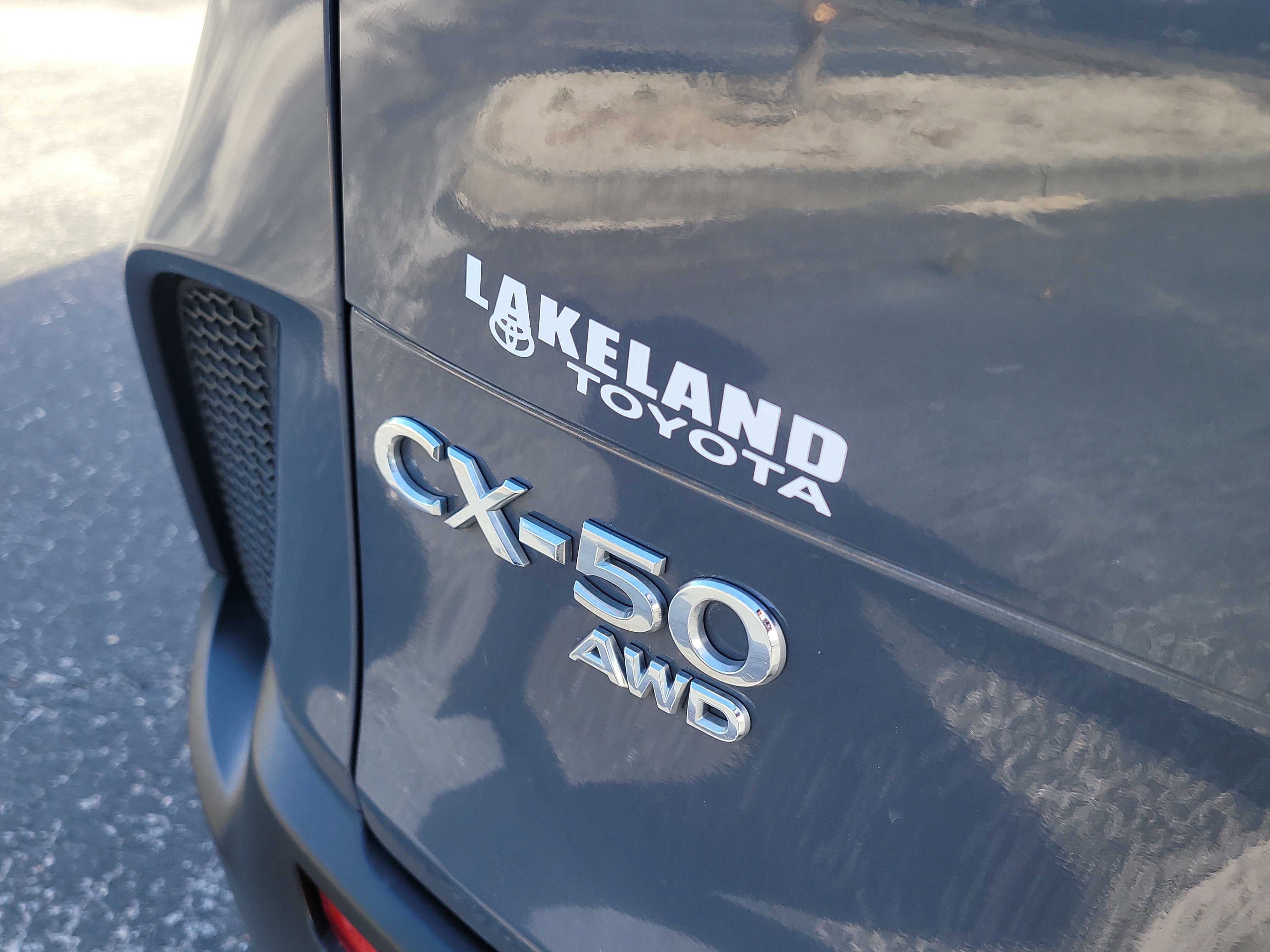 Used 2025 MAZDA CX-50 AWD 2.5 S w/ Select Package image 11