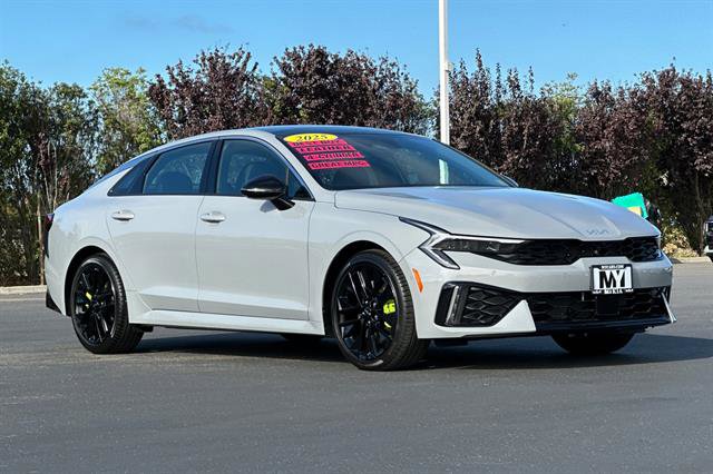 New 2026 Kia K5 GT image 2