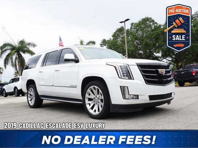Used 2019 Cadillac Escalade ESV Luxury RWD video 1