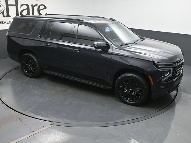 Certified 2026 Chevrolet Suburban RST w/ RST Capability Package AWD/4WD image 41