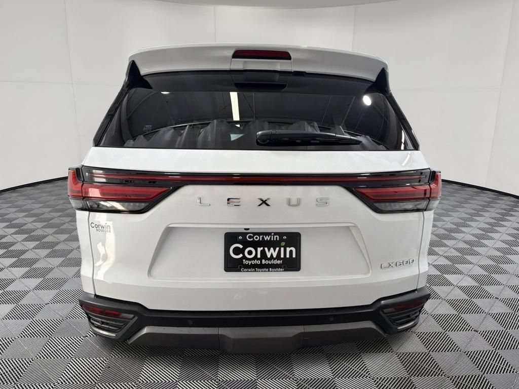 Used 2024 Lexus LX 600 4WD w/ Luxury Package image 5
