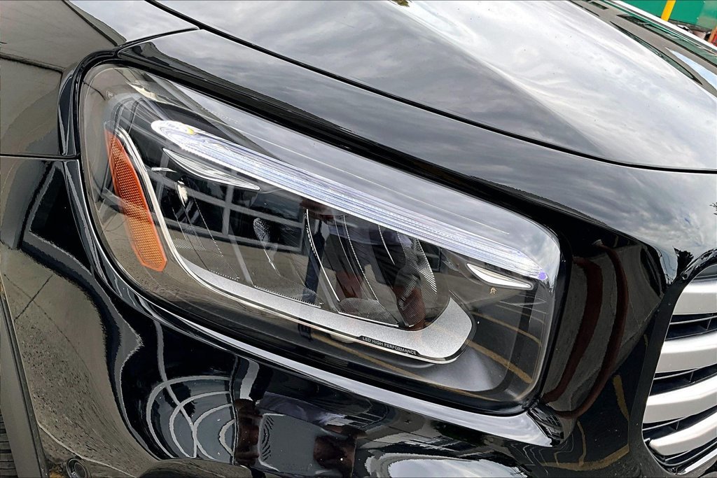 Used 2026 Mercedes-Benz GLB 250 4MATIC image 31