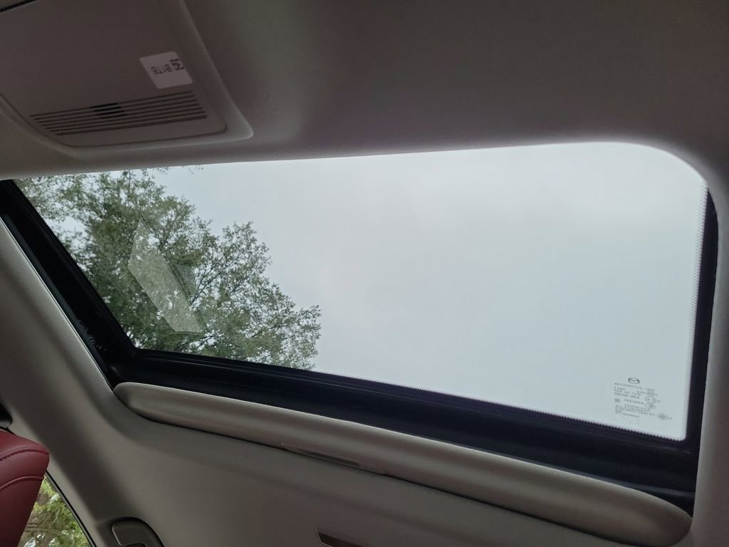 New 2026 MAZDA MAZDA3 Carbon image 33