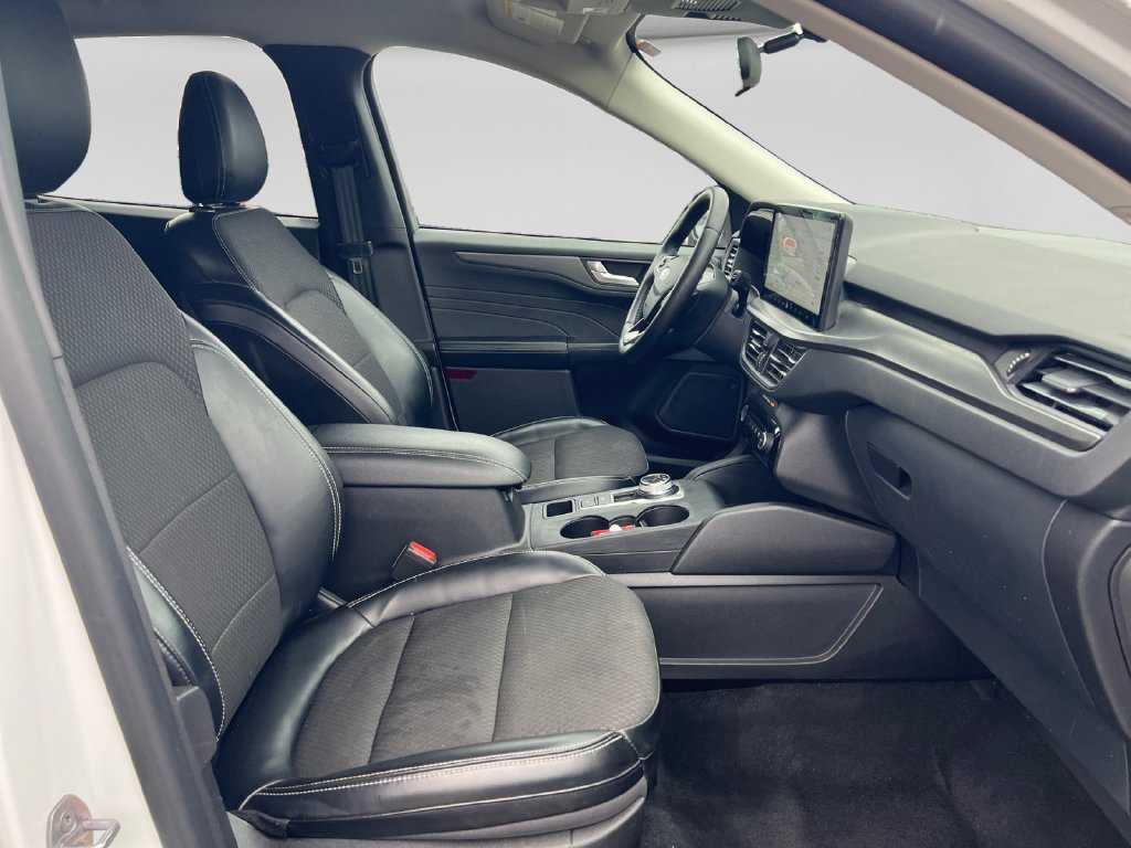 Used 2023 Ford Escape SE FWD image 12
