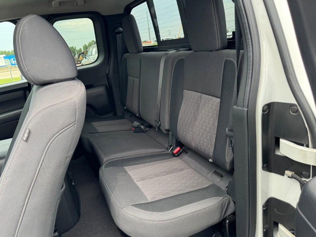 Used 2023 Nissan Titan SV w/ SV Utility Package image 10