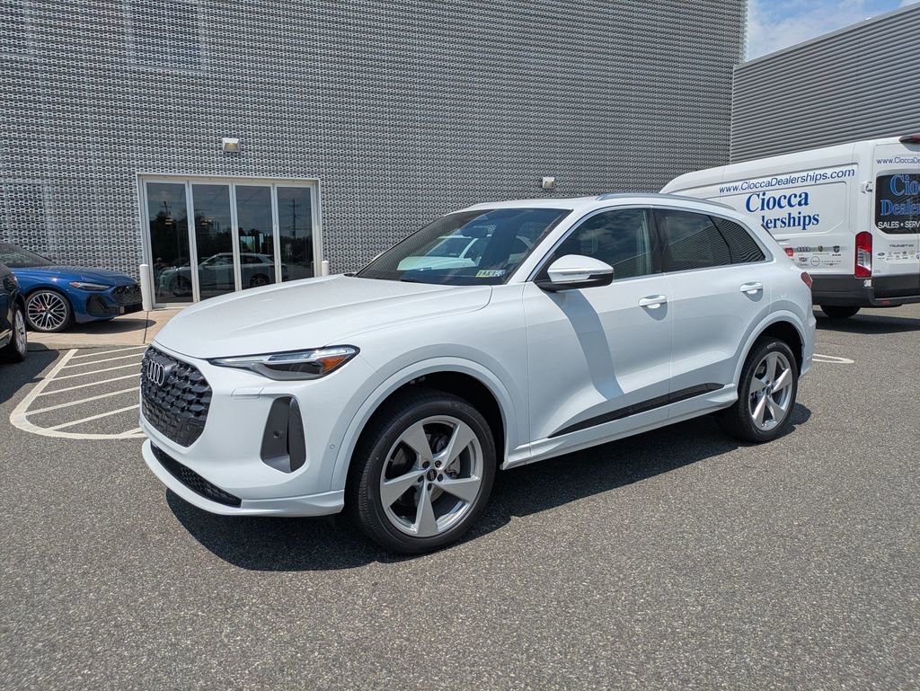 New 2025 Audi Q5 Premium Plus image 3
