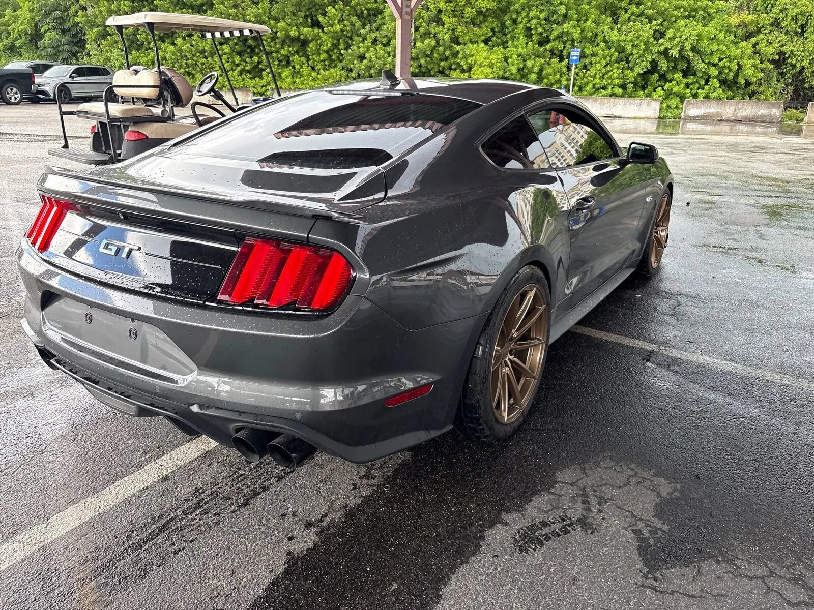 Used 2020 Ford Mustang GT Premium RWD image 7