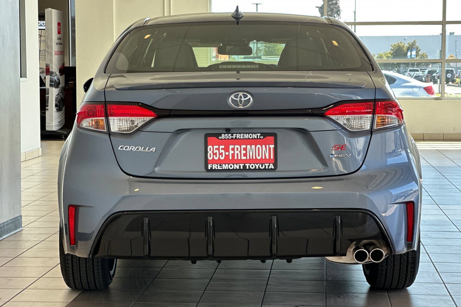 Certified 2026 Toyota Corolla SE FWD image 5