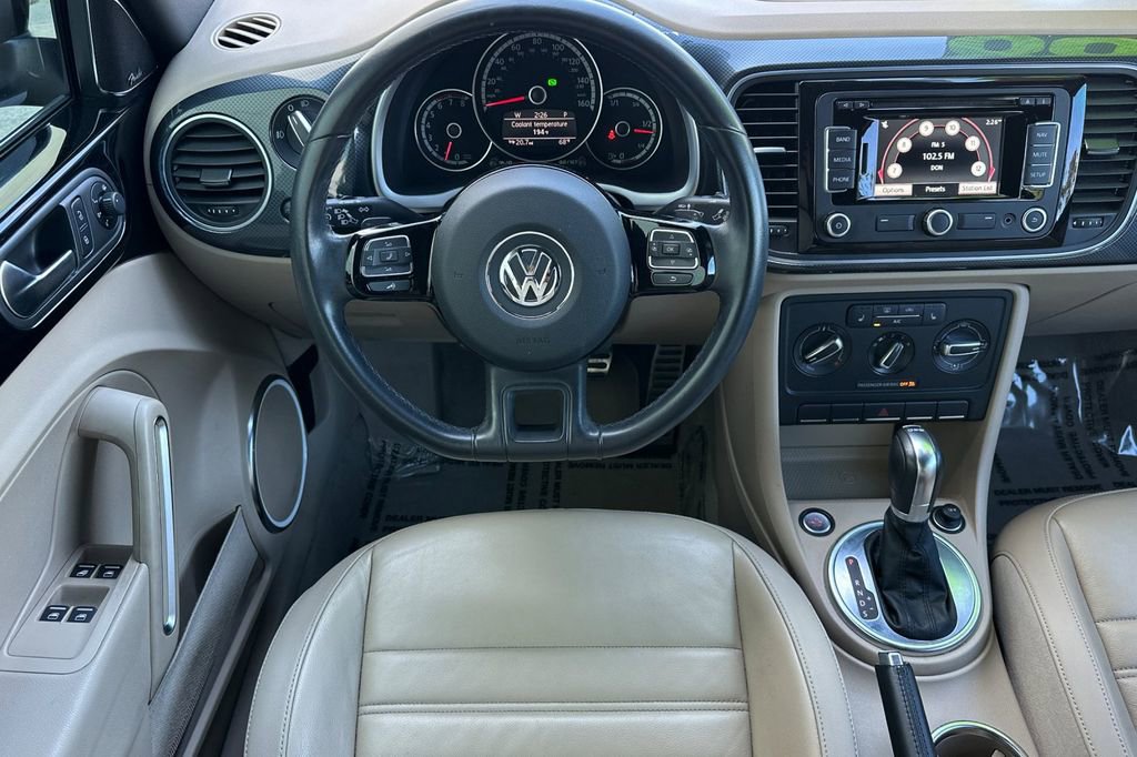 Used 2013 Volkswagen Beetle 2.0T image 13