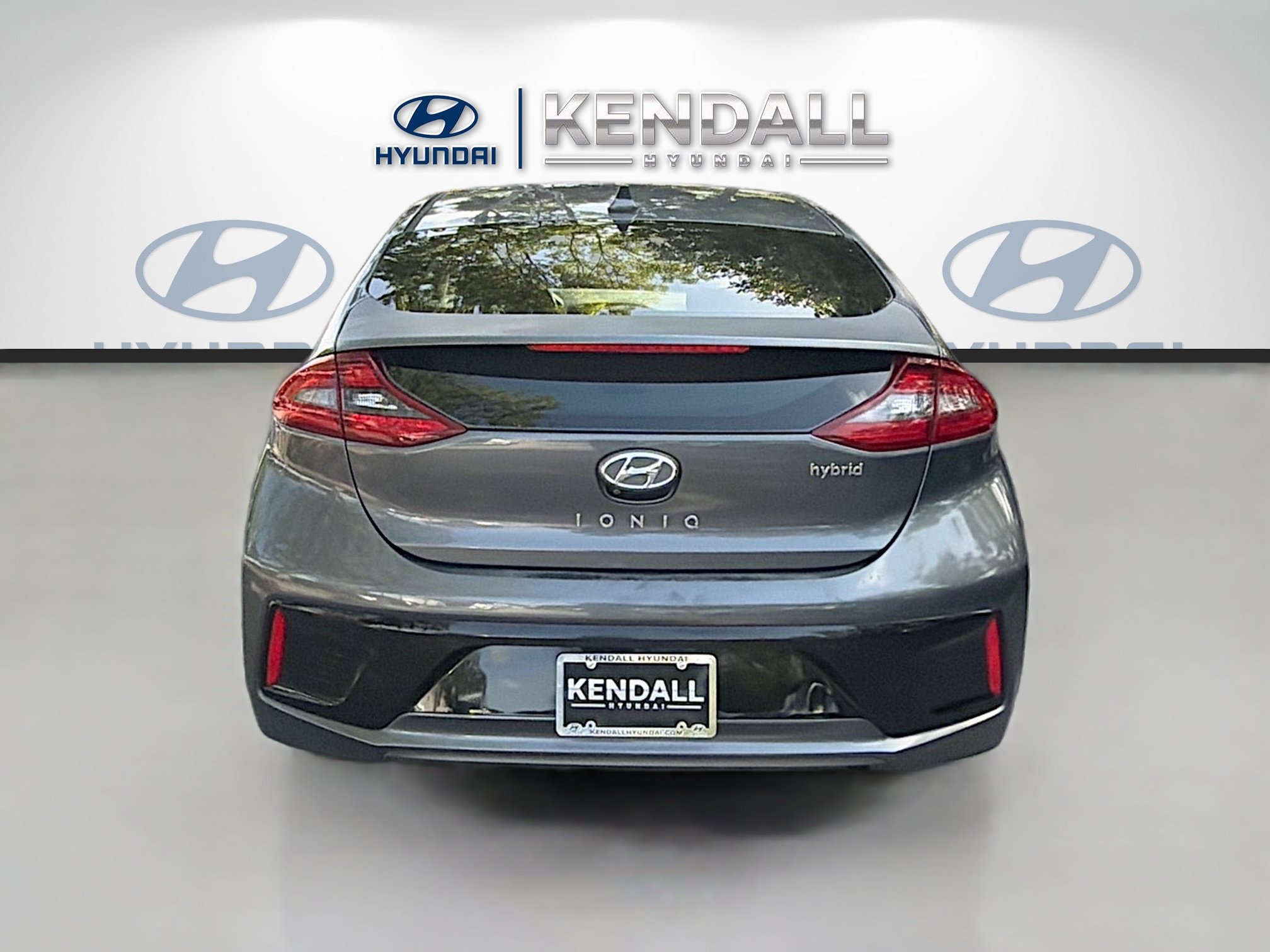 Used 2018 Hyundai Ioniq SEL FWD image 4