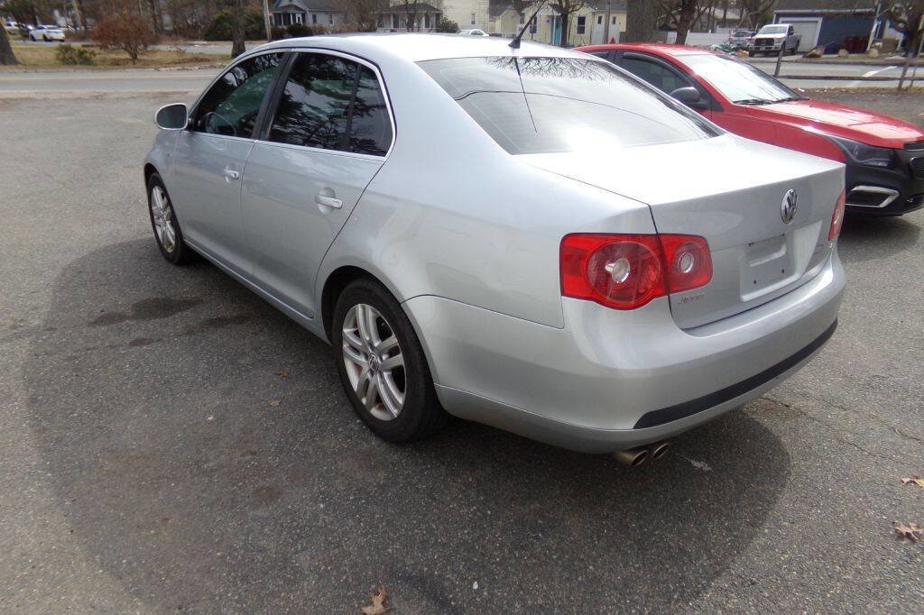Used 2007 Volkswagen Jetta Wolfsburg Edition FWD image 7