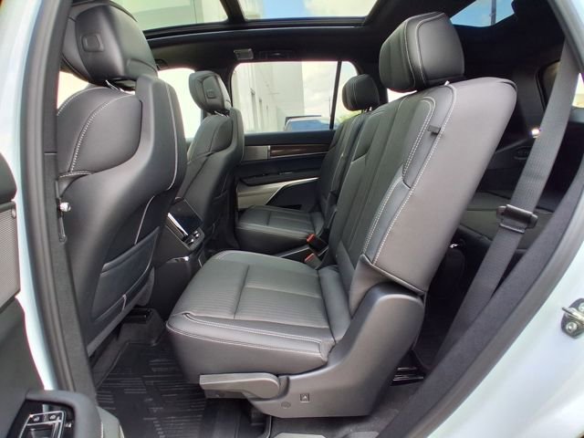 New 2026 Cadillac Vistiq Luxury image 26