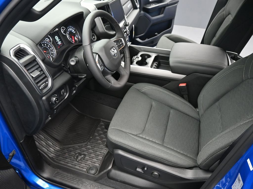 New 2026 RAM 1500 4x4 Crew Cab image 10