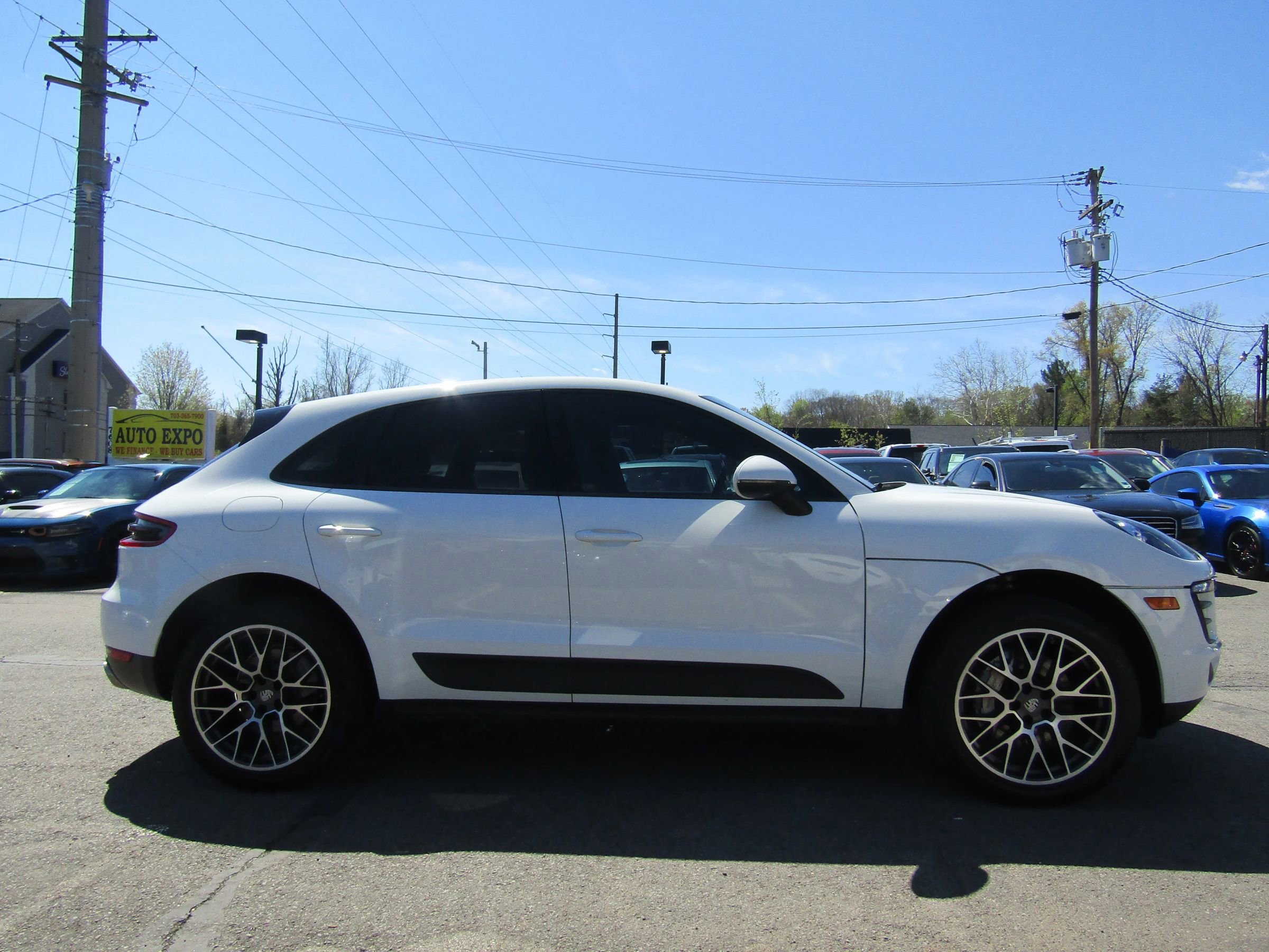Used 2015 Porsche Macan S w/ Premium Package Plus image 8