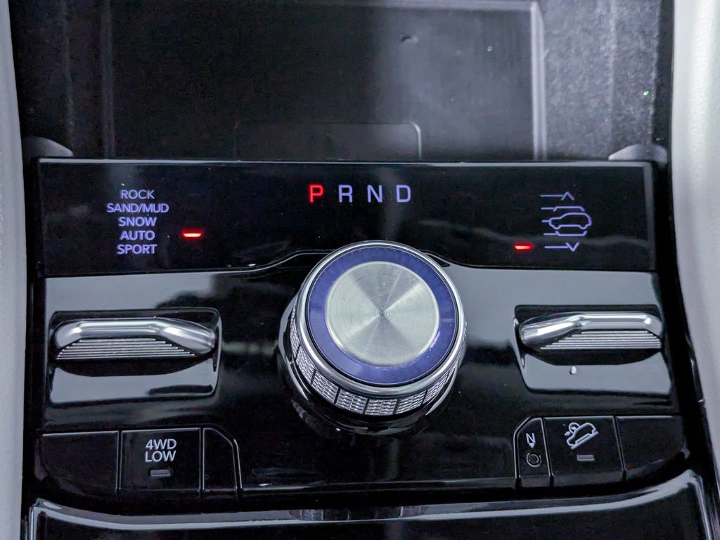 Used 2022 Jeep Grand Cherokee Overland w/ Adv Protech Group III image 34