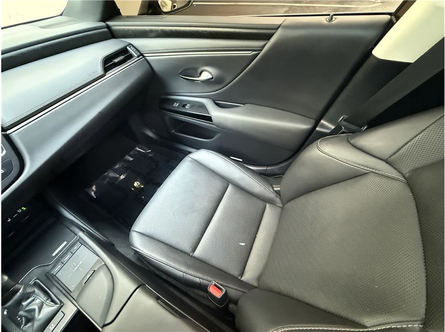 Used 2022 Lexus ES 350 ES 350 Sedan 4D image 13