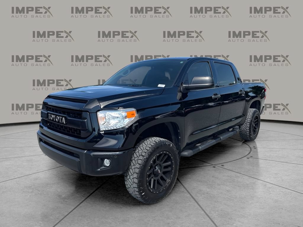 Used 2017 Toyota Tundra SR5 w/ SR5 Upgrade Package
