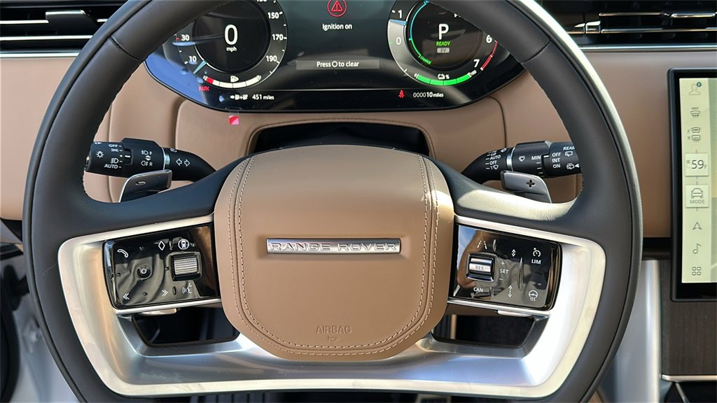 New 2025 Land Rover Range Rover SE image 13