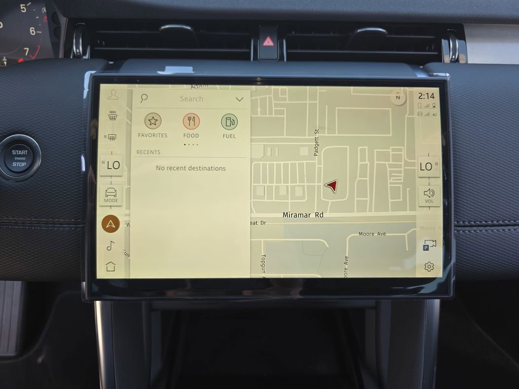 New 2026 Land Rover Discovery Sport Landmark image 22