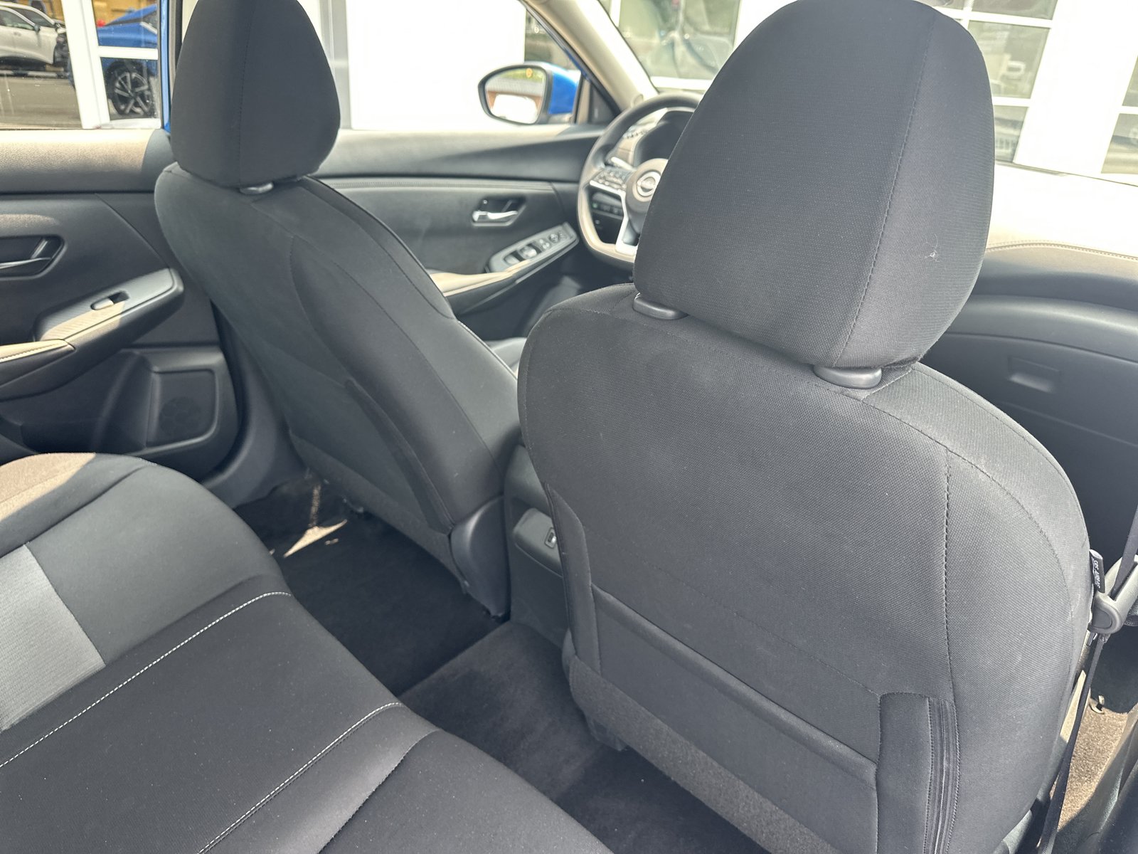 Used 2025 Nissan Sentra SV FWD image 15