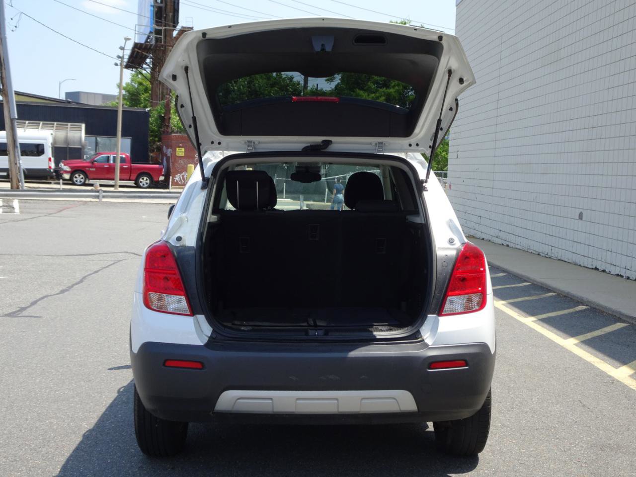Used 2016 Chevrolet Trax LT image 10