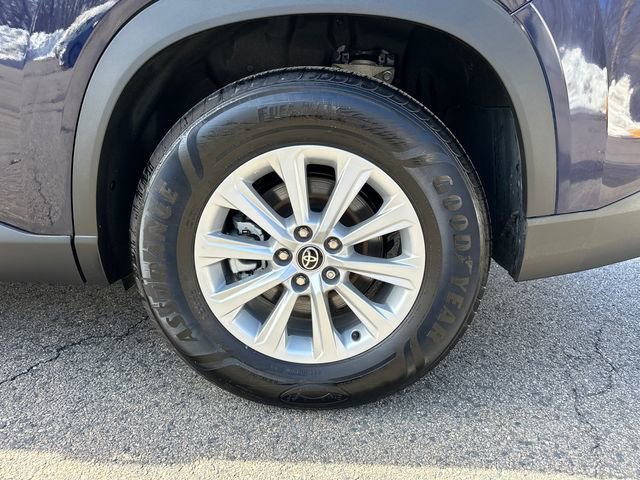 Used 2025 Toyota Grand Highlander AWD image 13