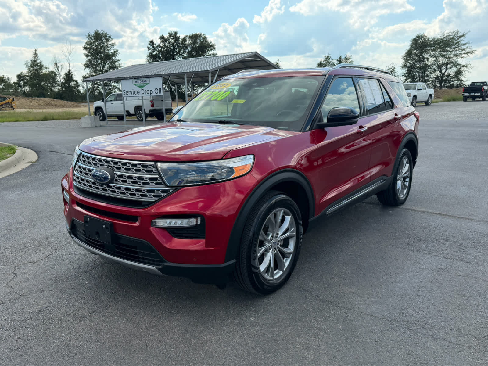 Used 2021 Ford Explorer Limited w/ Equipment Group 301A AWD/4WD image 11