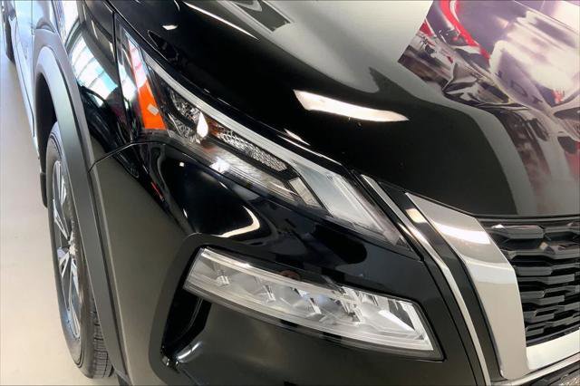 Used 2023 Nissan Rogue SV AWD/4WD image 26