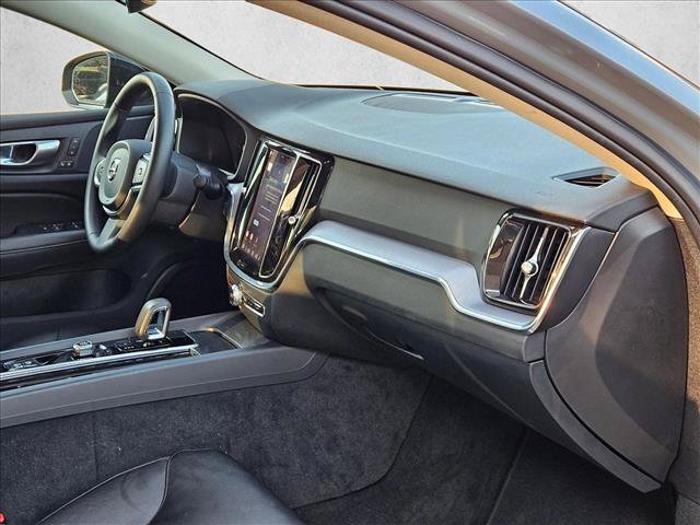 Used 2024 Volvo S60 B5 Core FWD image 15