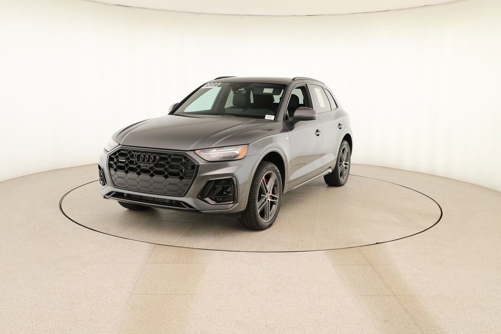 Certified 2025 Audi Q5 e Premium Plus w/ Premium Plus Package image 12