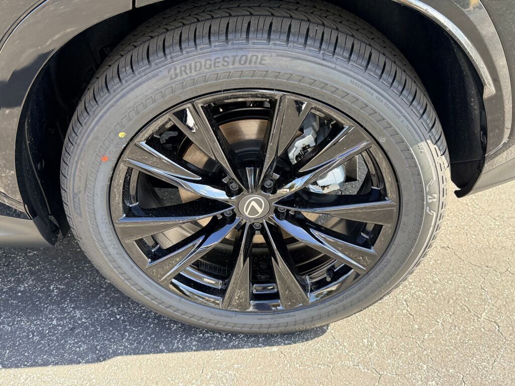 New 2026 Lexus NX 450h+ F Sport image 9