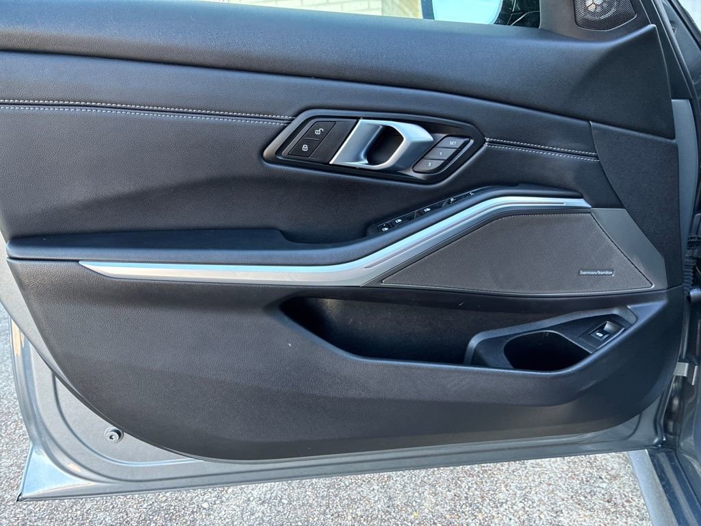 Used 2024 BMW M340i xDrive w/ Premium Package image 11