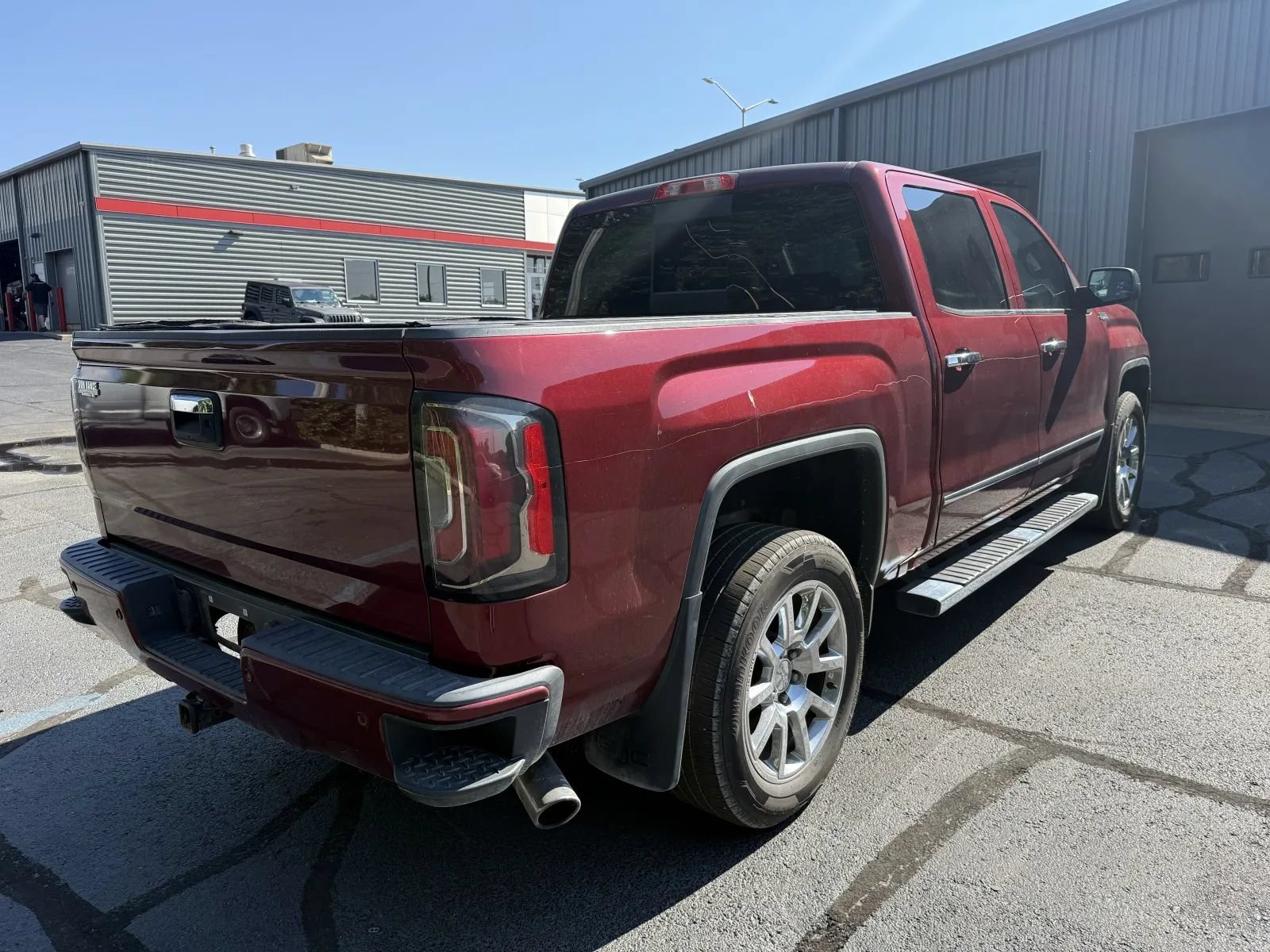 Used 2017 GMC Sierra 1500 Denali AWD/4WD image 4