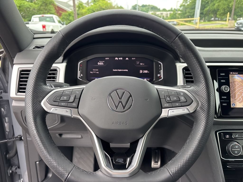 Used 2023 Volkswagen Atlas Cross Sport SEL Premium R-Line AWD/4WD image 15