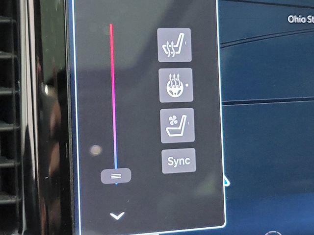Used 2024 Chrysler Pacifica Limited image 38