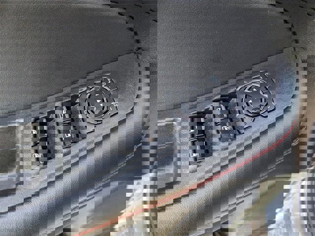 Used 2024 Ford Edge ST-Line image 20