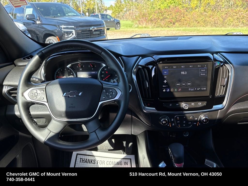 Used 2023 Chevrolet Traverse RS image 16