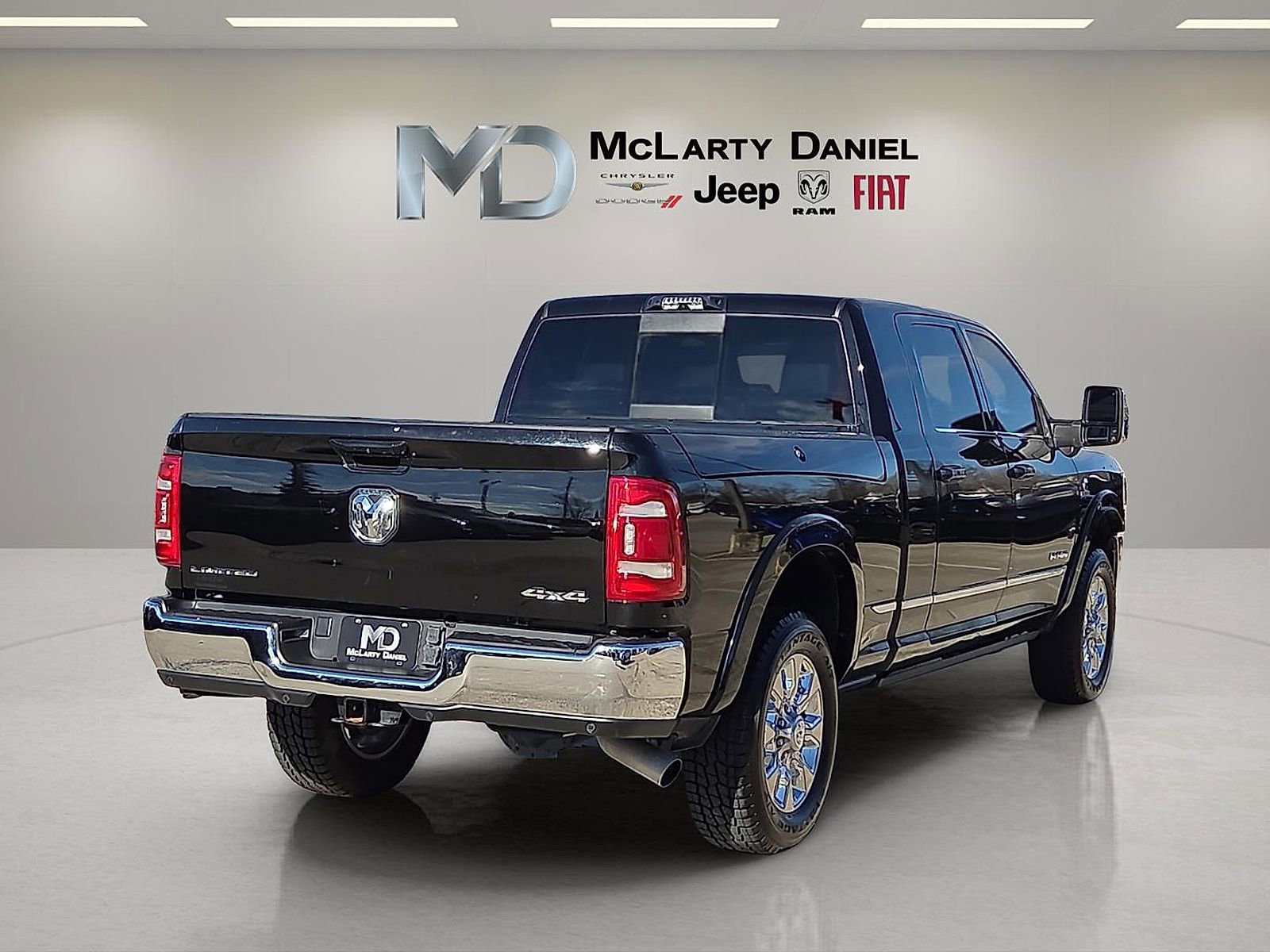 Used 2024 RAM 2500 Limited image 5
